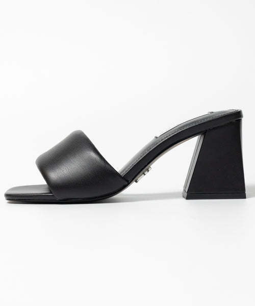 GLORY BE チャンキーヒールサンダル BLACK – Steve Madden Japan