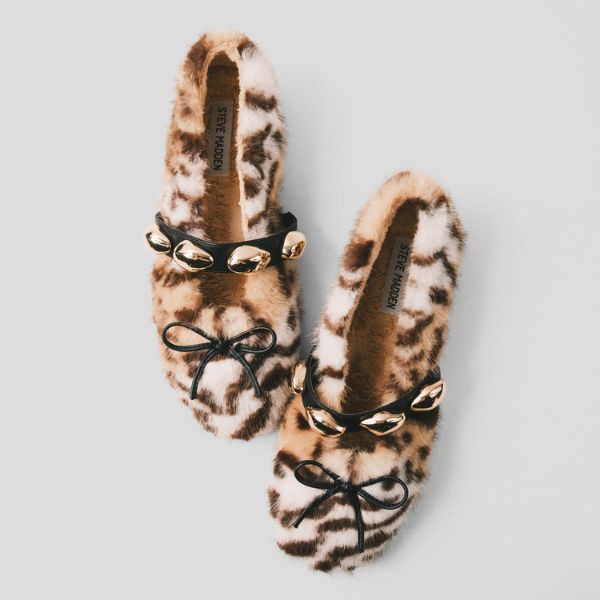 TOASTED-XA　スタッズバックルファーモカシン　TAN/WH　(heel-)