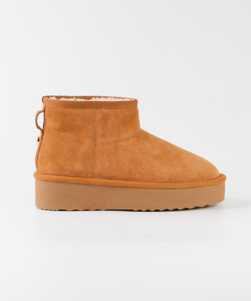 【予約販売】COMFY-VA　 ボアショートブーツ　CHSTNU　１１月上旬ごろお届け　(heel4.0)