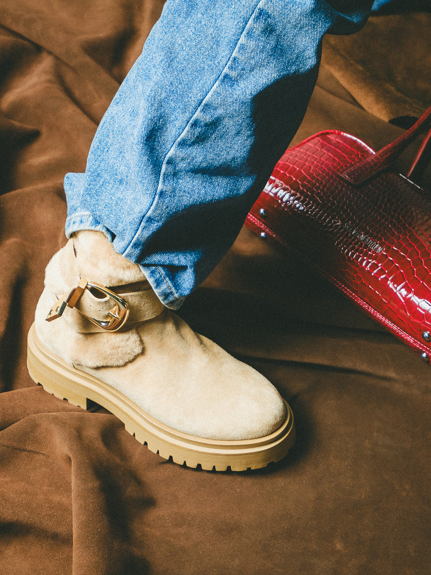 LODGE-VA　ファースエードショートブーツ　TAN/ｽｴｰﾄﾞ　(heel5.0)