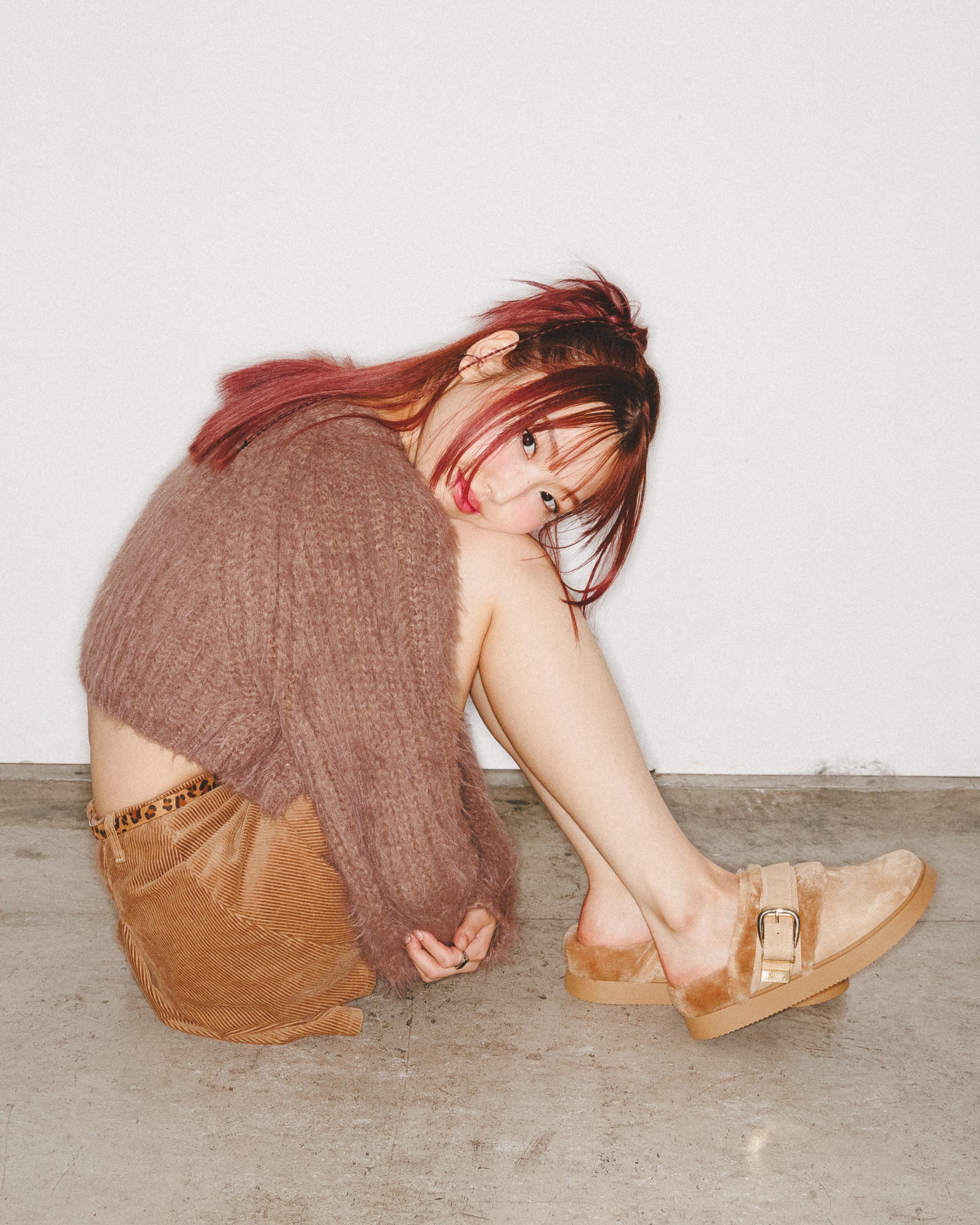 COZYUP-VA ファーバックルサボ TAN (heel2.5) – Steve Madden Japan