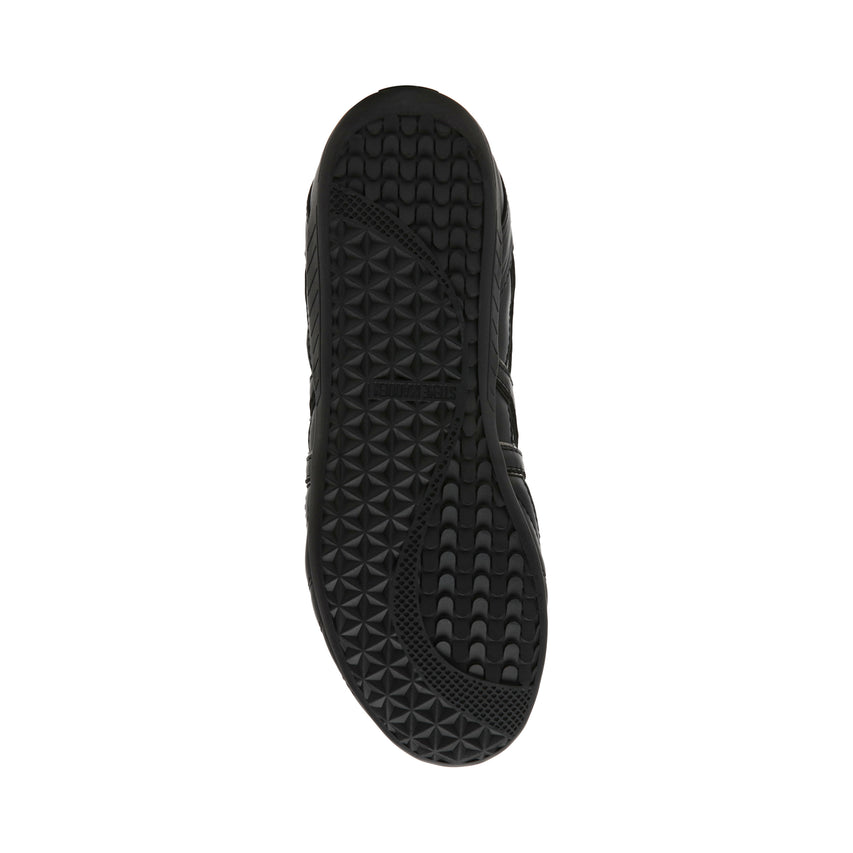 FREEKICK  BLK/SV　ローカットスニーカー