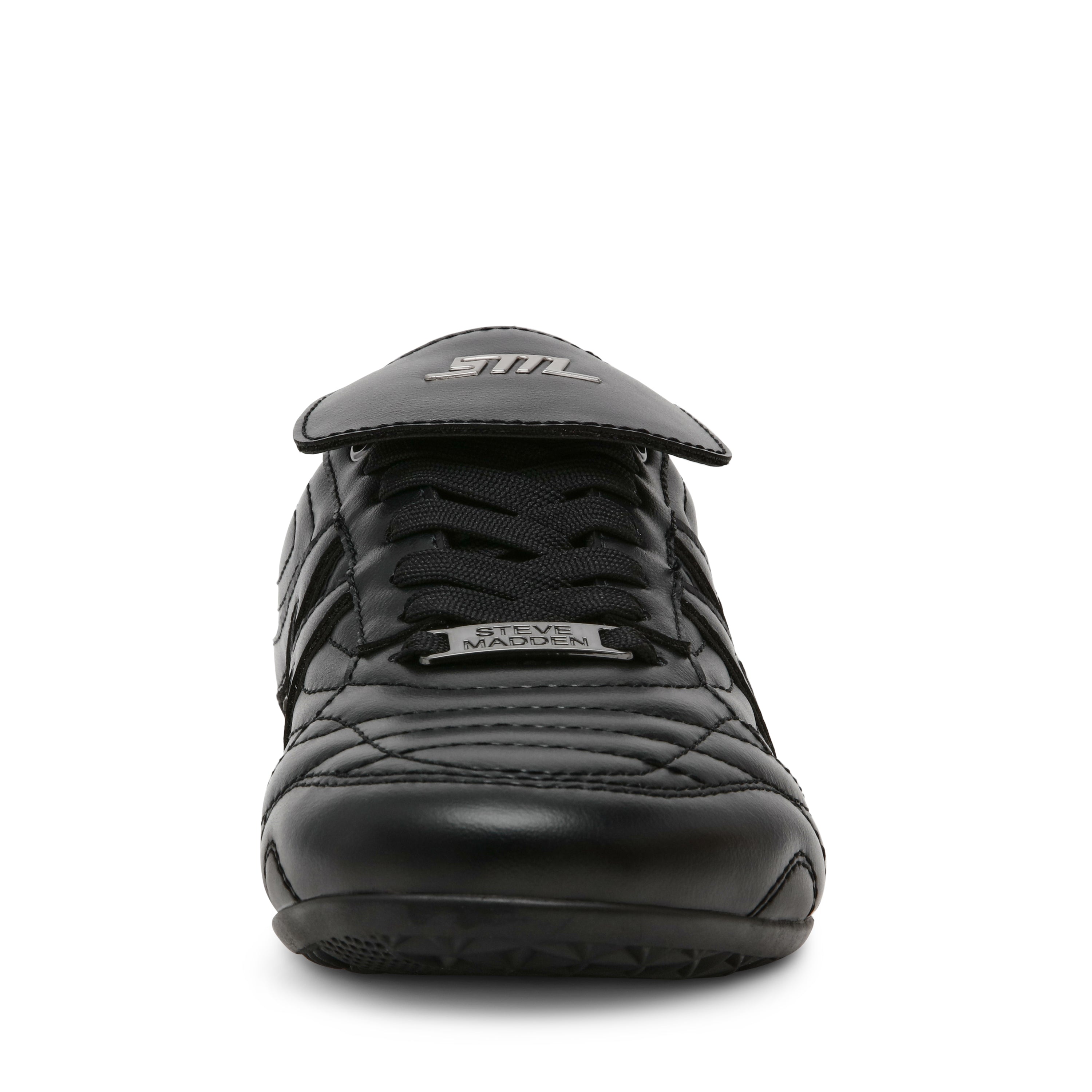 FREEKICK  BLK/SV　ローカットスニーカー